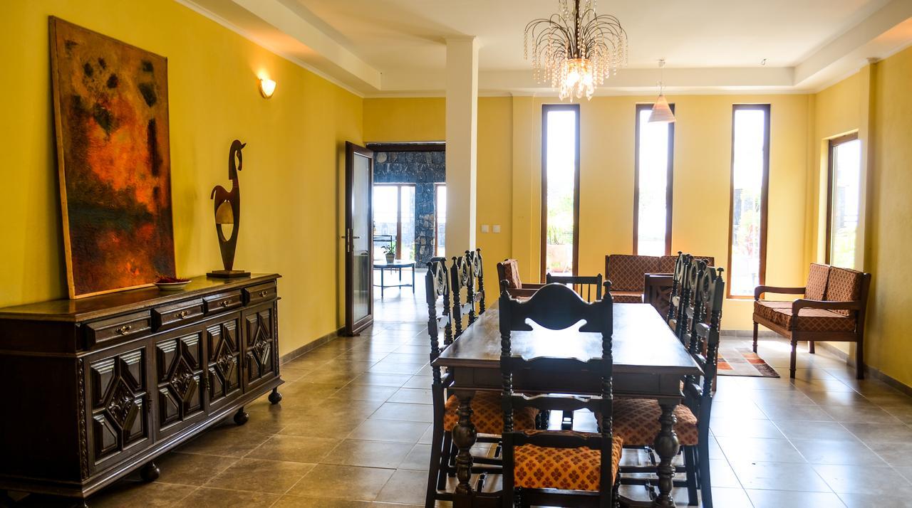 Hotel Emoyeni Gardens Sao Tome Exterior foto